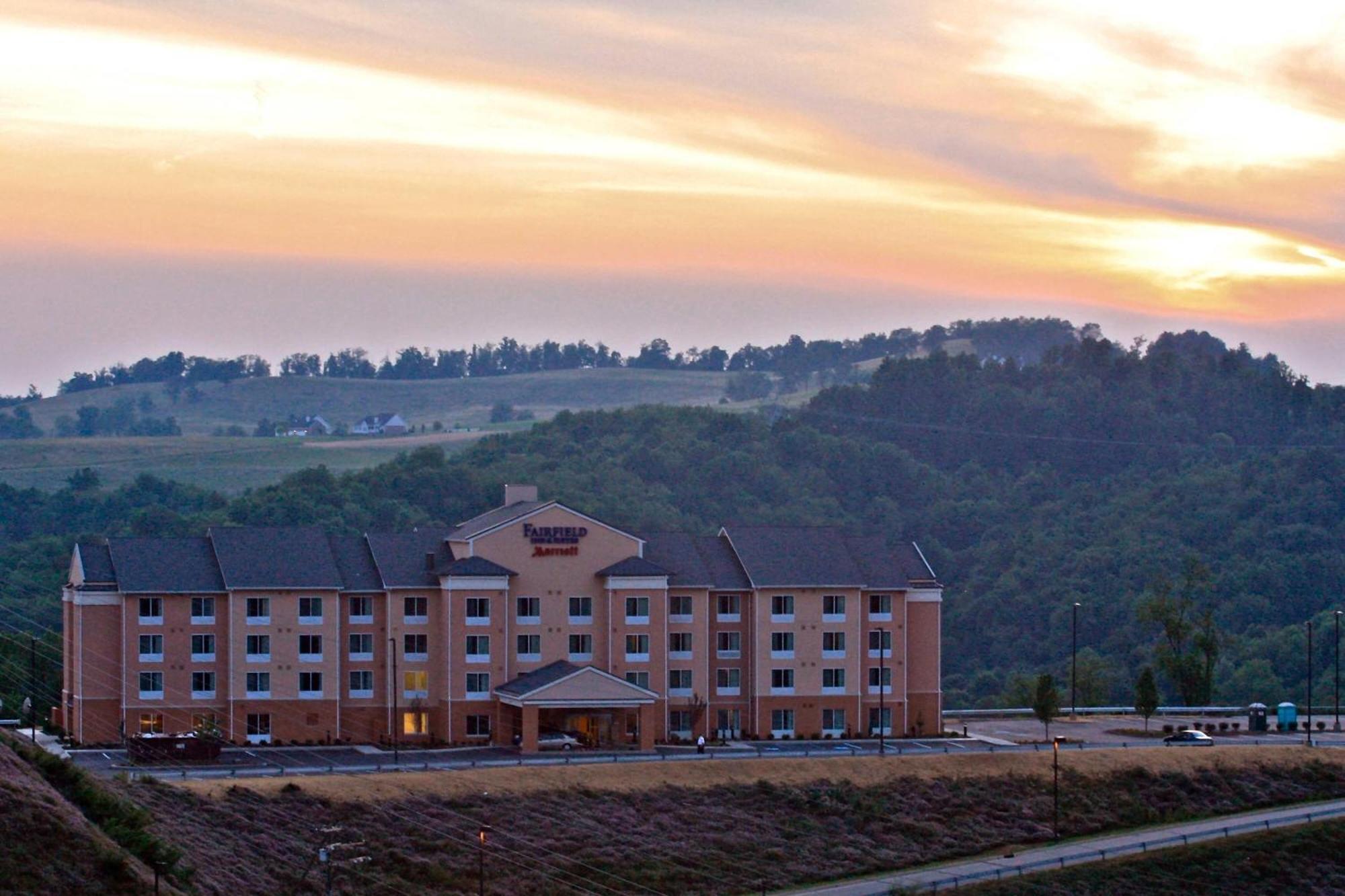 Fairfield Inn By Marriott Morgantown Eksteriør bilde